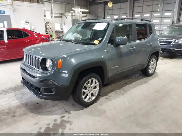 ZACCJBBB8HPF36348 2017 JEEP RENEGADE - Image 2