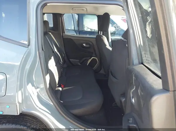 ZACCJBBB8HPF36544 2017 JEEP RENEGADE - Image 8