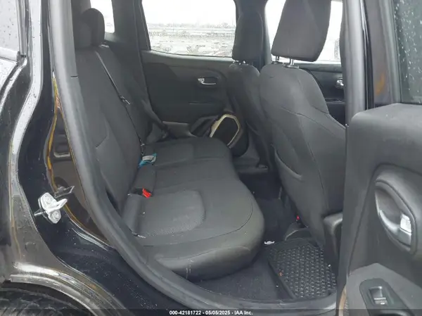 ZACCJBBB8HPF51772 2017 JEEP RENEGADE - Image 8