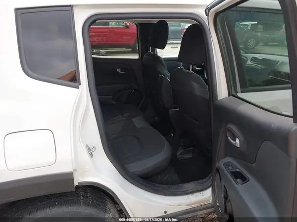 ZACCJBBB8HPF53179 2017 JEEP RENEGADE - Image 8