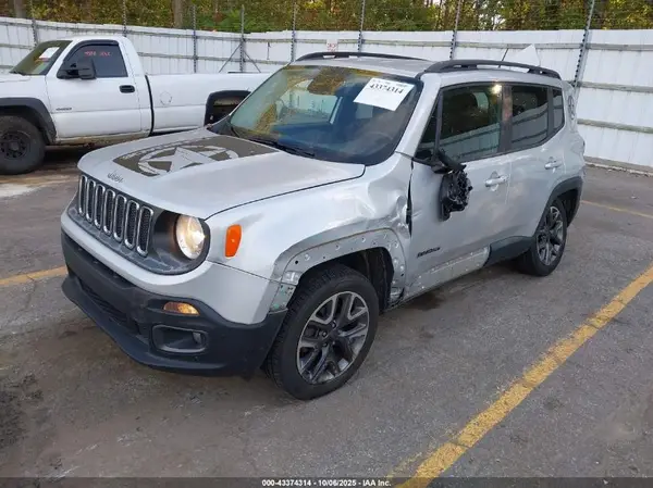 ZACCJBBB8HPF60715 2017 JEEP RENEGADE - Image 2