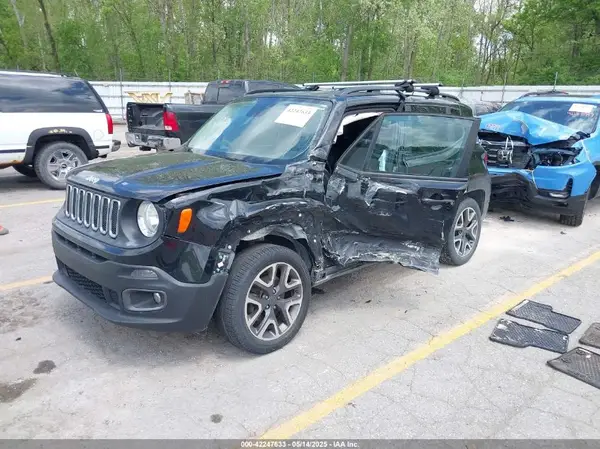 ZACCJBBB8HPF62917 2017 JEEP RENEGADE - Image 2
