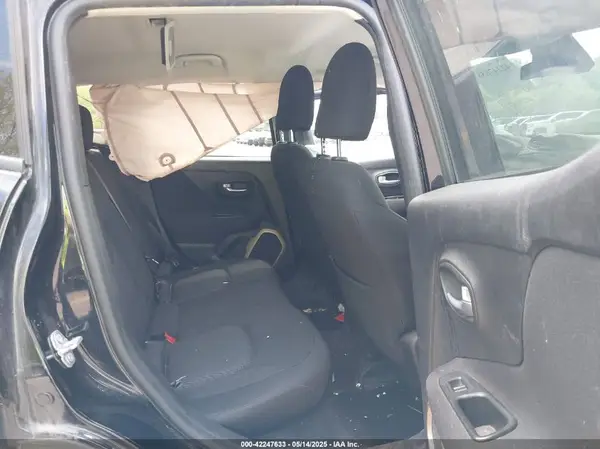 ZACCJBBB8HPF62917 2017 JEEP RENEGADE - Image 8