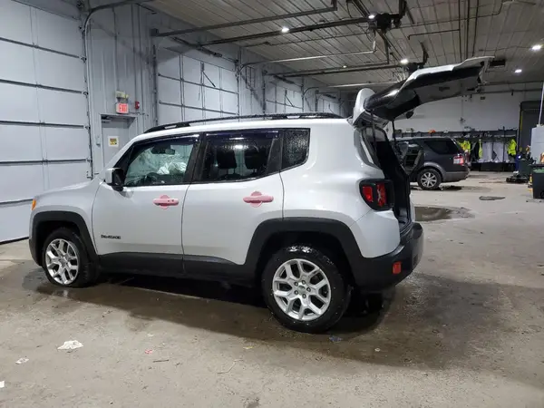 ZACCJBBB8HPF75599 2017 JEEP RENEGADE - Image 2