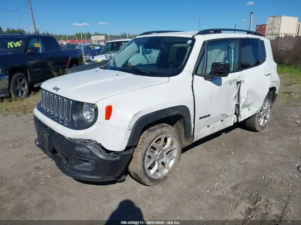 ZACCJBBB8HPF84870 2017 JEEP RENEGADE - Image 2