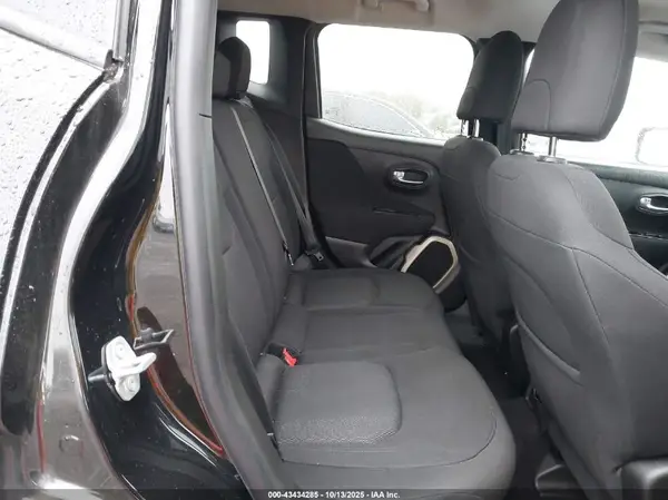 ZACCJBBB8HPF95402 2017 JEEP RENEGADE - Image 8
