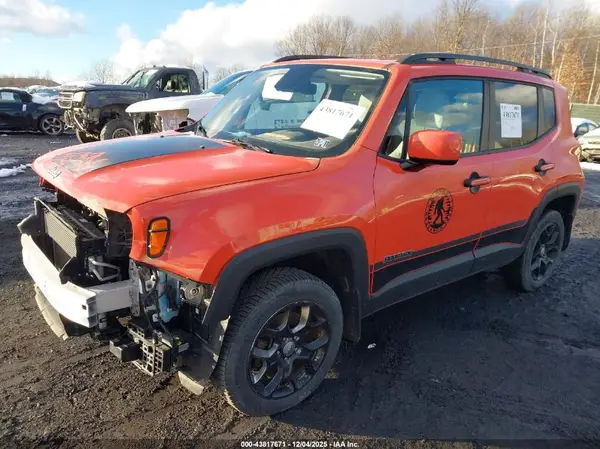 ZACCJBBB8HPG01750 2017 JEEP RENEGADE - Image 2