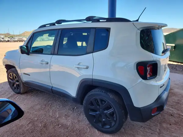 ZACCJBBB8HPG26731 2017 JEEP RENEGADE - Image 2