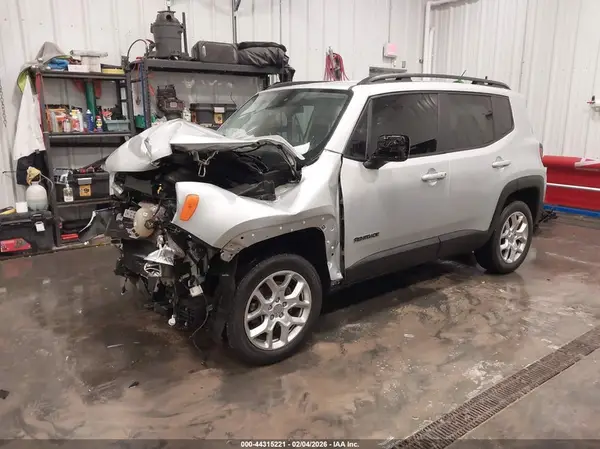ZACCJBBB8HPG27829 2017 JEEP RENEGADE - Image 2