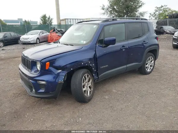 ZACCJBBB8HPG33873 2017 JEEP RENEGADE - Image 2