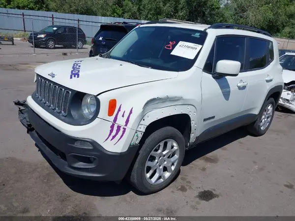 ZACCJBBB8HPG52343 2017 JEEP RENEGADE - Image 2