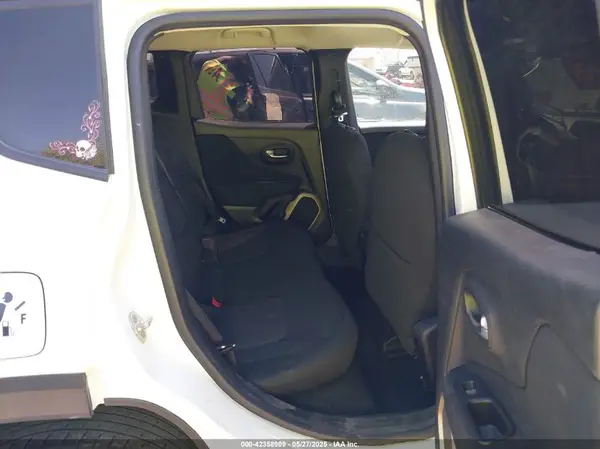 ZACCJBBB8HPG52343 2017 JEEP RENEGADE - Image 8