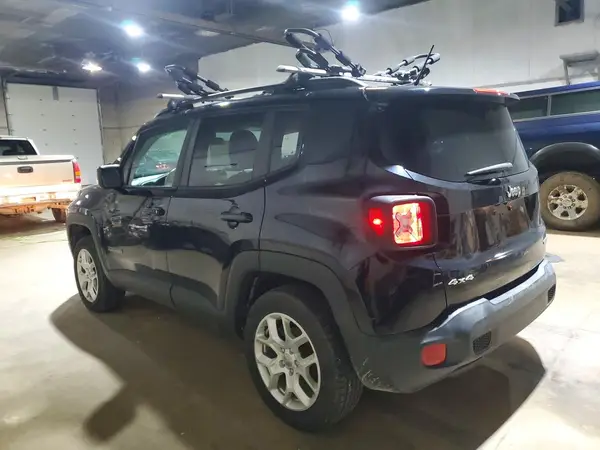 ZACCJBBB8HPG55209 2017 JEEP RENEGADE - Image 2