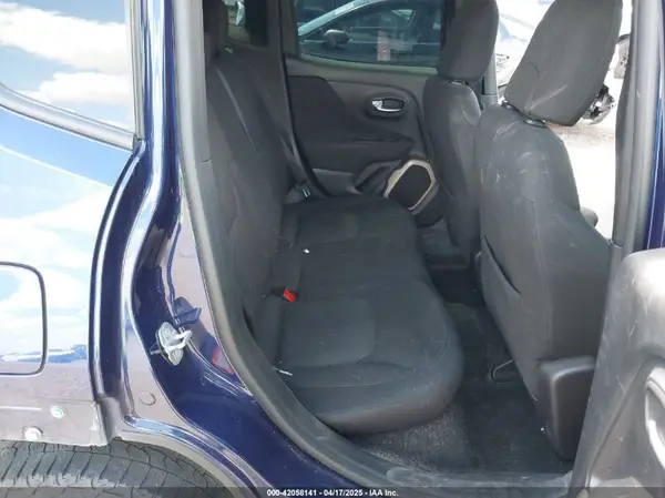 ZACCJBBB8HPG59308 2017 JEEP RENEGADE - Image 8