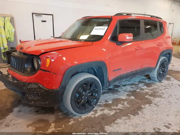 ZACCJBBB8JPH02132 2018 JEEP RENEGADE - Image 2