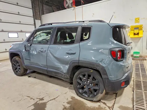 ZACCJBBB8JPH02213 2018 JEEP RENEGADE - Image 2