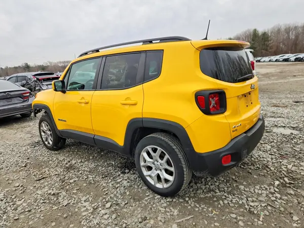 ZACCJBBB8JPH08576 2018 JEEP RENEGADE - Image 2