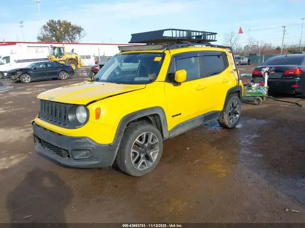 ZACCJBBB8JPH33185 2018 JEEP RENEGADE - Image 2