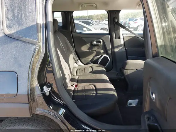 ZACCJBBB8JPH38550 2018 JEEP RENEGADE - Image 8