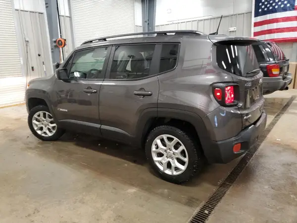 ZACCJBBB8JPH66347 2018 JEEP RENEGADE - Image 2