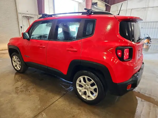 ZACCJBBB8JPH67255 2018 JEEP RENEGADE - Image 2