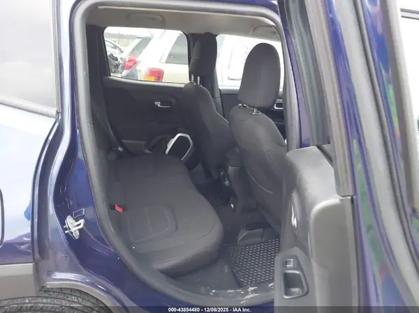 ZACCJBBB8JPH67899 2018 JEEP RENEGADE - Image 8