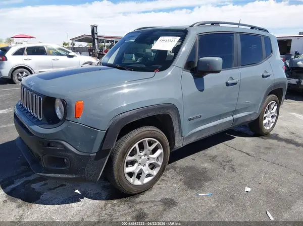 ZACCJBBB8JPJ04281 2018 JEEP RENEGADE - Image 2