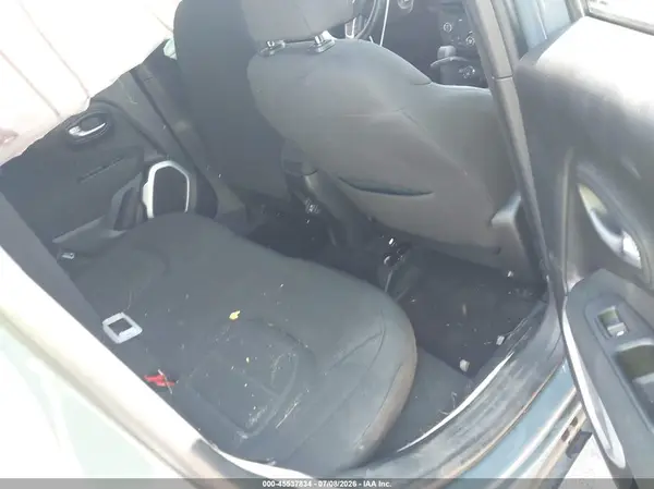 ZACCJBBB8JPJ11912 2018 JEEP RENEGADE - Image 8