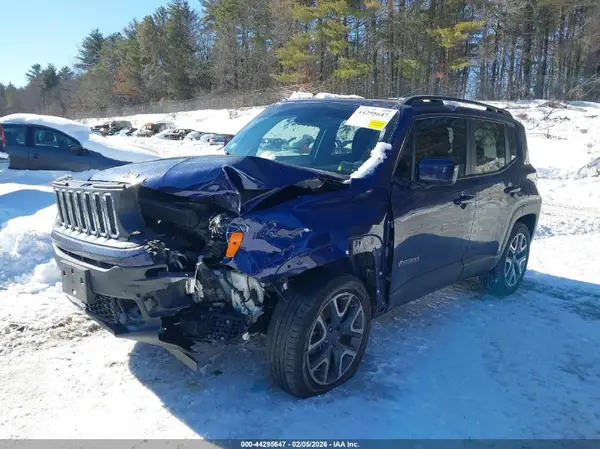 ZACCJBBB8JPJ15619 2018 JEEP RENEGADE - Image 2