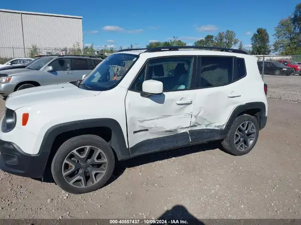 ZACCJBBB8JPJ51830 2018 JEEP RENEGADE - Image 2
