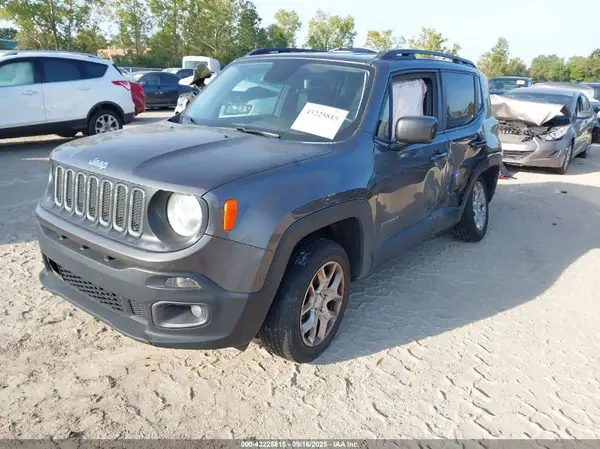 ZACCJBBB9HPE85474 2017 JEEP RENEGADE - Image 2