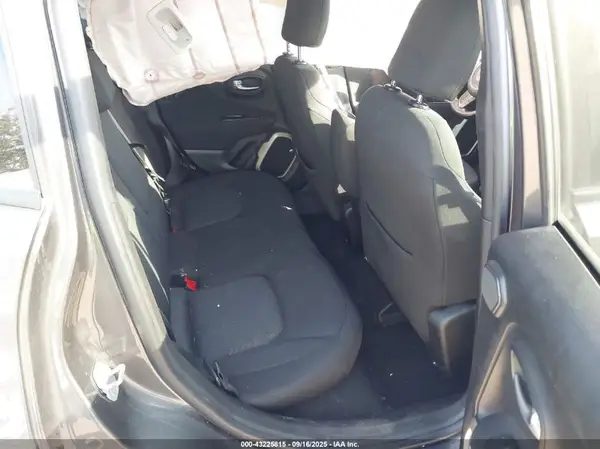 ZACCJBBB9HPE85474 2017 JEEP RENEGADE - Image 8