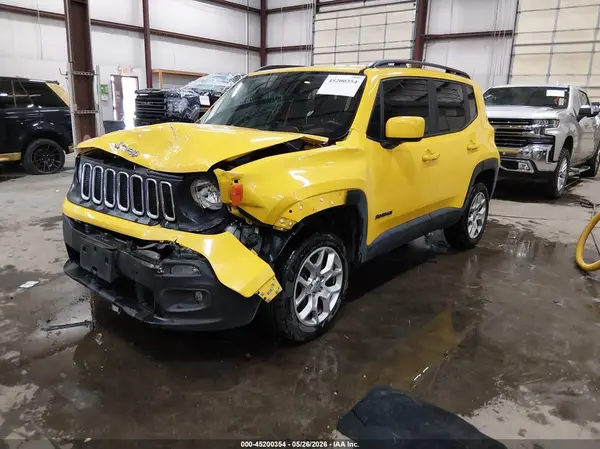 ZACCJBBB9HPE89377 2017 JEEP RENEGADE - Image 2