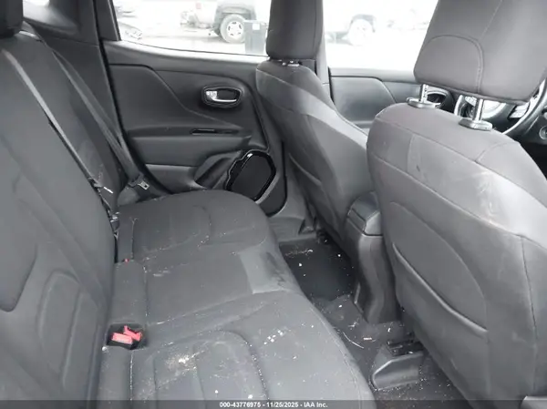 ZACCJBBB9HPE95180 2017 JEEP RENEGADE - Image 8