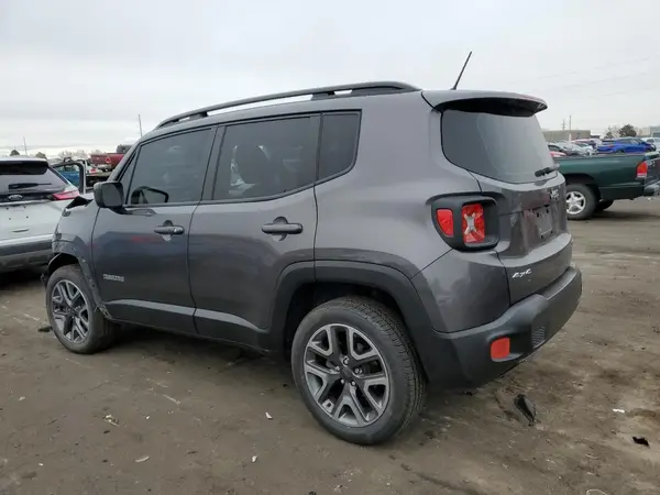 ZACCJBBB9HPF15699 2017 JEEP RENEGADE - Image 2