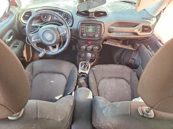 ZACCJBBB9HPF62599 2017 JEEP RENEGADE - Image 8