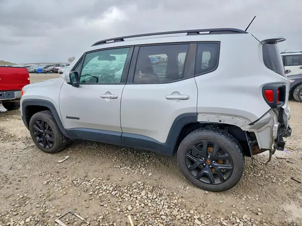 ZACCJBBB9HPG15737 2017 JEEP RENEGADE - Image 2
