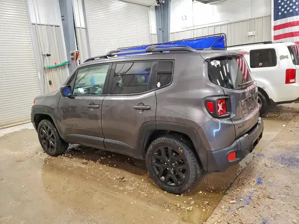 ZACCJBBB9HPG23627 2017 JEEP RENEGADE - Image 2