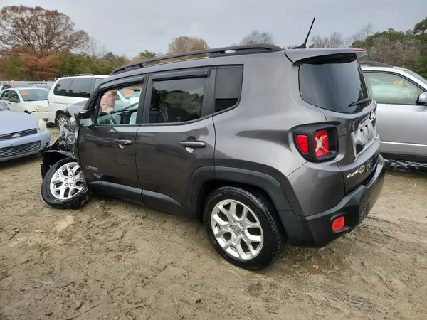 ZACCJBBB9HPG49340 2017 JEEP RENEGADE - Image 2