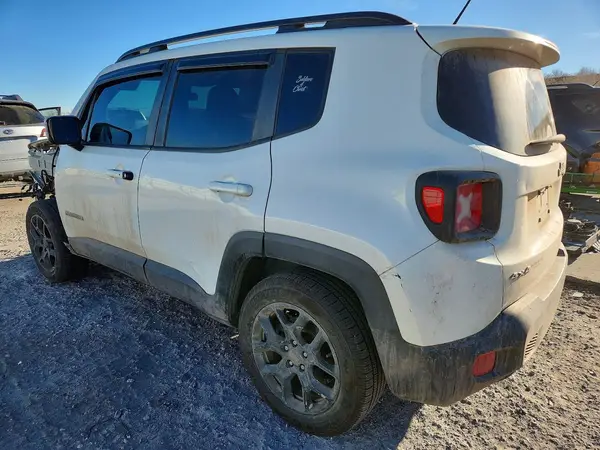 ZACCJBBB9HPG61875 2017 JEEP RENEGADE - Image 2