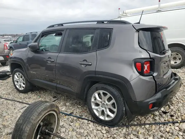 ZACCJBBB9JPG99726 2018 JEEP RENEGADE - Image 2