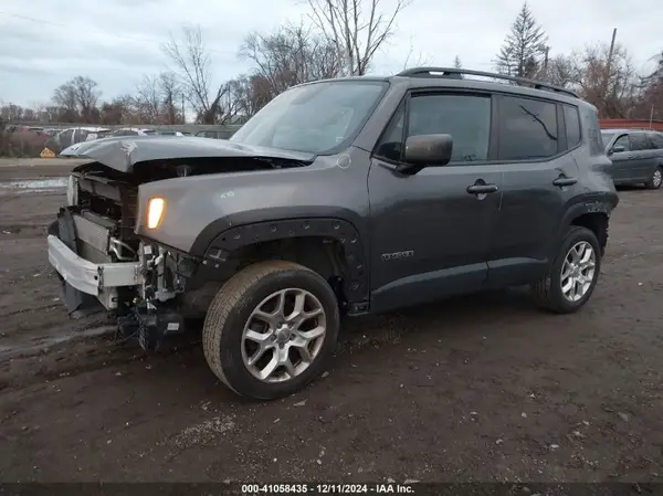 ZACCJBBB9JPG99757 2018 JEEP RENEGADE - Image 2
