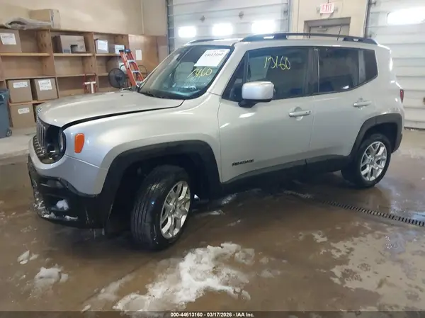 ZACCJBBB9JPH39559 2018 JEEP RENEGADE - Image 2