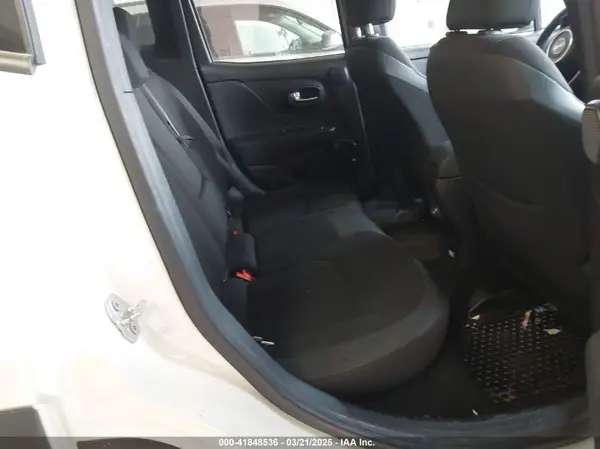 ZACCJBBB9JPH50996 2018 JEEP RENEGADE - Image 8