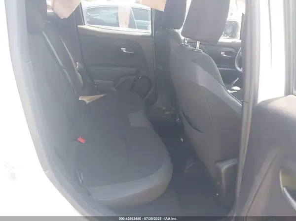 ZACCJBBB9JPH52229 2018 JEEP RENEGADE - Image 8