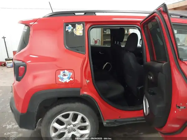 ZACCJBBB9JPH54546 2018 JEEP RENEGADE - Image 8