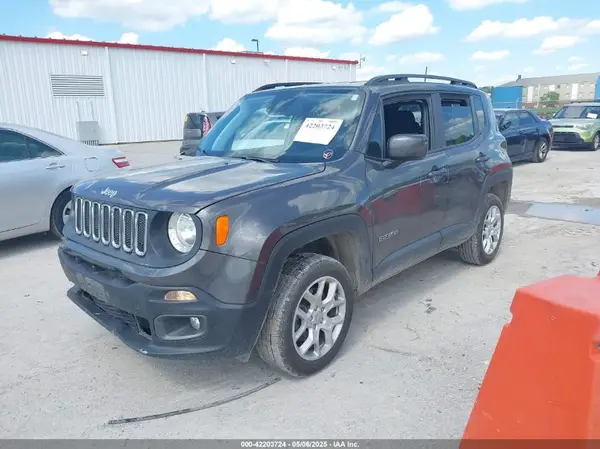 ZACCJBBB9JPH56569 2018 JEEP RENEGADE - Image 2