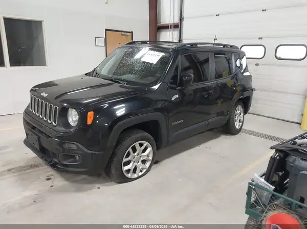 ZACCJBBB9JPH84775 2018 JEEP RENEGADE - Image 2