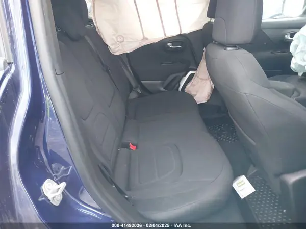 ZACCJBBB9JPH97638 2018 JEEP RENEGADE - Image 8