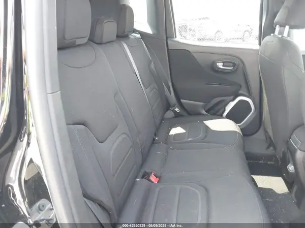 ZACCJBBB9JPJ03172 2018 JEEP RENEGADE - Image 8